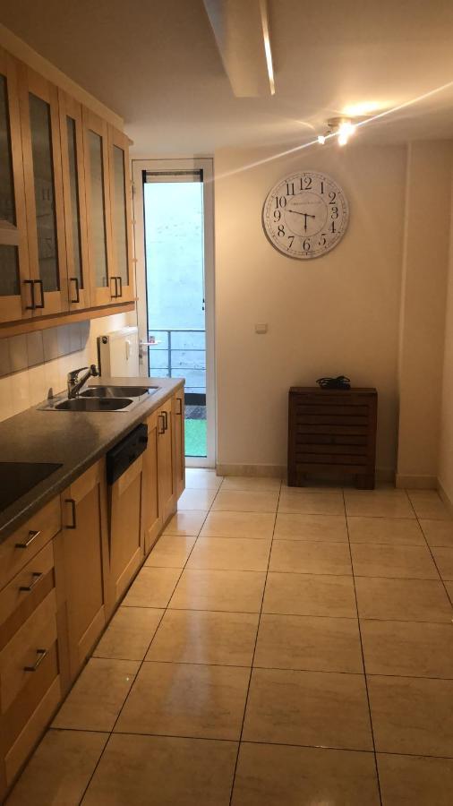 Lovely Two Bedroom Apartment With Free Parking 安特卫普 外观 照片